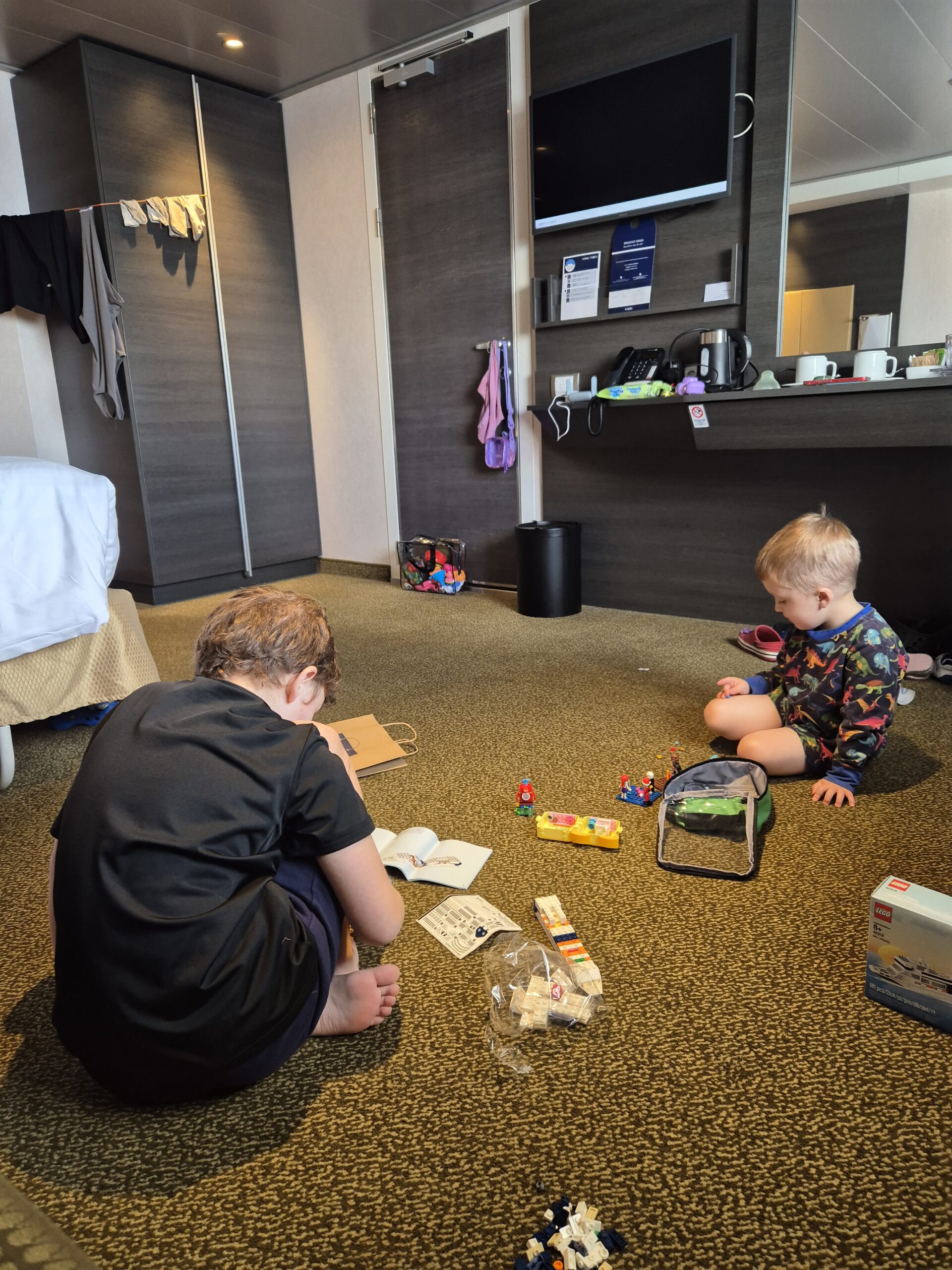 Best Travel Playsets For Kids (That Kids Actually Love)